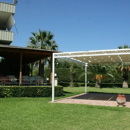 Hotel Batis 2*