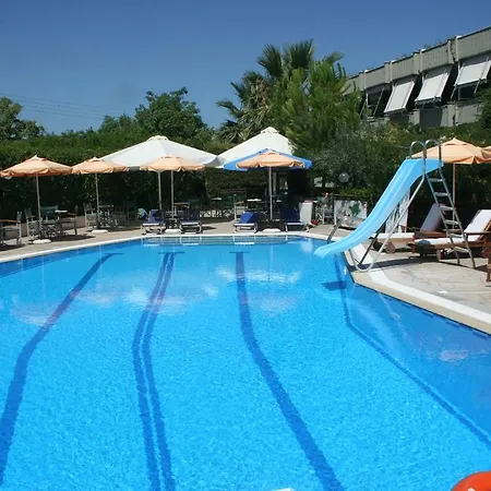 Batis Hotel 2*